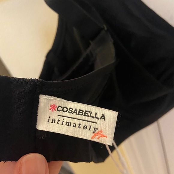2 Cosabella bras XS - Picture 8 of 11